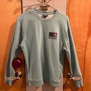 Patagonia Men’s sweatshirt XS